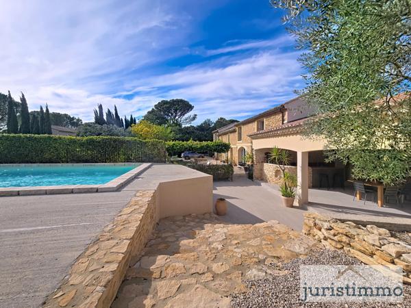 Uchaux (84100) Superbe mas provençal rénové – 270 m² sur 3 931 m² de terrain à Uchaux
