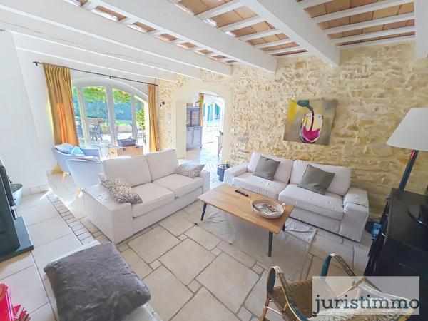 Uchaux (84100) Superbe mas provençal rénové – 270 m² sur 3 931 m² de terrain à Uchaux