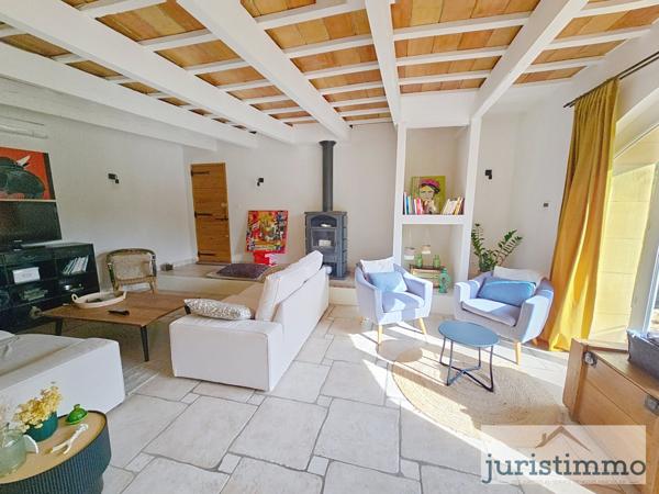 Uchaux (84100) Superbe mas provençal rénové – 270 m² sur 3 931 m² de terrain à Uchaux