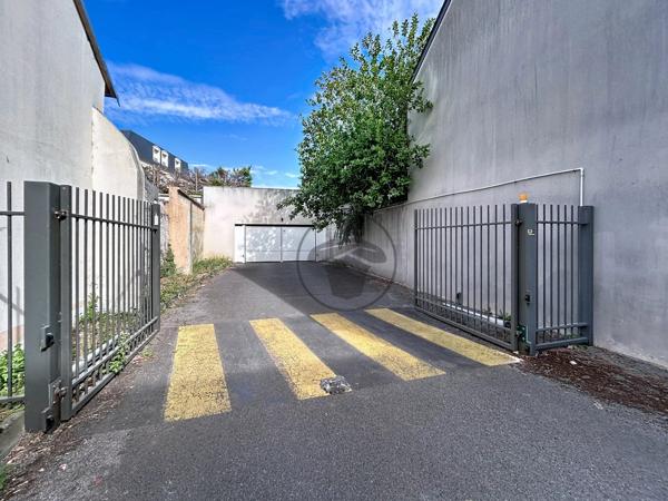 Vente                                                      Appartement
                        
                     3 pièces                      59 m2                     à Saint-Quentin