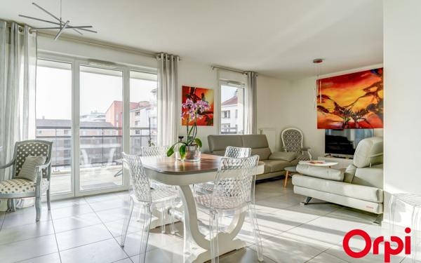 Appartement à vendre    3 pièces • 80,46 m2 Villeurbanne