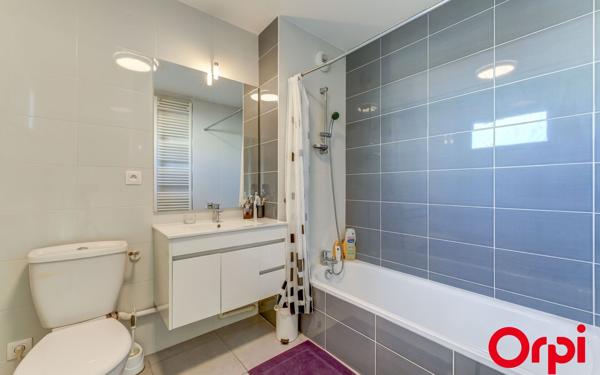 Appartement à vendre    3 pièces • 80,46 m2 Villeurbanne