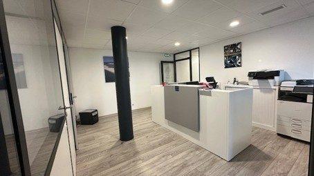 SUPERBES BUREAUX A VENDRE / A LOUER - LA TESTE DE BUCH