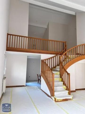 Location appartement 5 pièces de 157.33m²