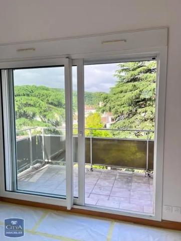 Location appartement 5 pièces de 157.33m²