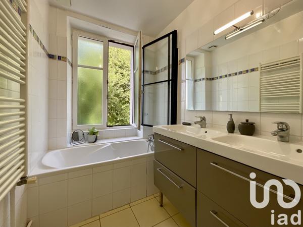 Maison à vendre 10 pièces 224 m² Rilhac-Rancon