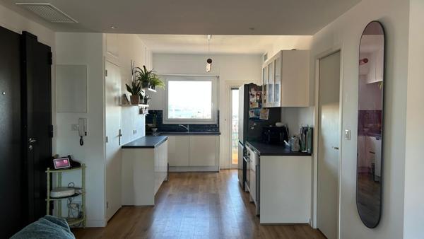 En hyper centre de Toulon, venez découvrir une bulle de tranquillité de 94,90 m2