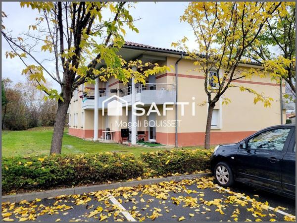 Appartement T2 de 40m², terrasse, place de parking aérien vendu loué.