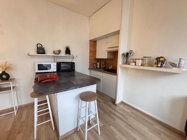 A VENDRE : T2 à LILLE • • 189 000 € FAI • Réf. 1809