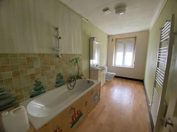 Dpt Meurthe et Moselle (54), à vendre AVRICOURT immeuble