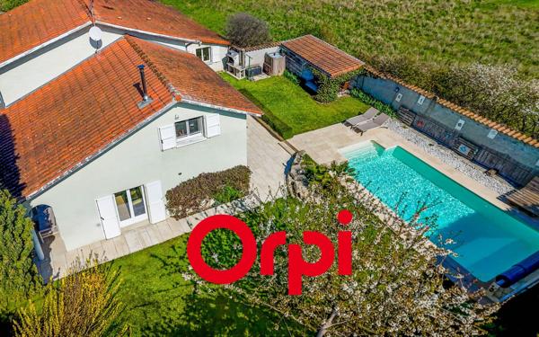 Maison à vendre    6 pièces •  La Verpillière