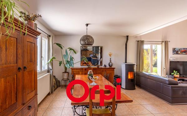 Maison à vendre    6 pièces •  La Verpillière