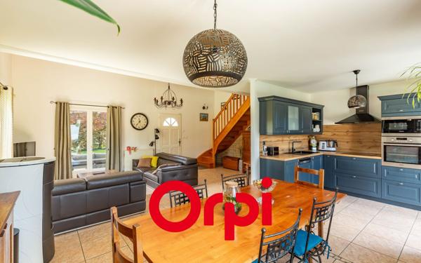 Maison à vendre    6 pièces •  La Verpillière