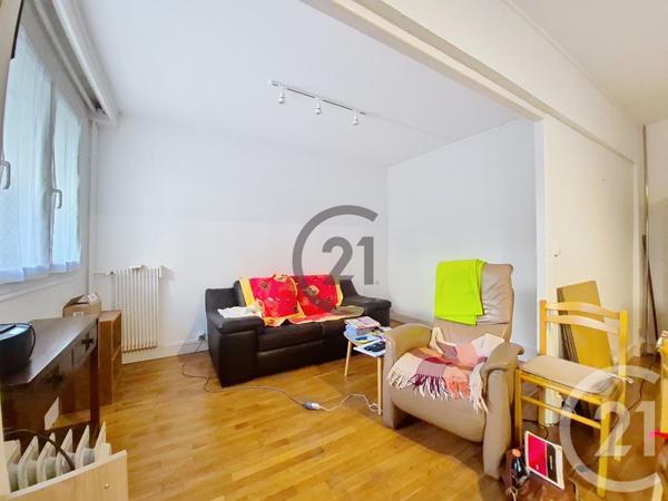 Appartement T5 à vendre  5 pièces - 82,63 m2 AUXERRE - 89