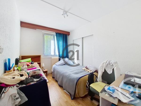 Appartement T5 à vendre  5 pièces - 82,63 m2 AUXERRE - 89