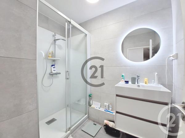 Appartement T5 à vendre  5 pièces - 82,63 m2 AUXERRE - 89