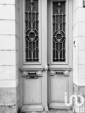 House for sale 8 rooms 231 m² Montargis