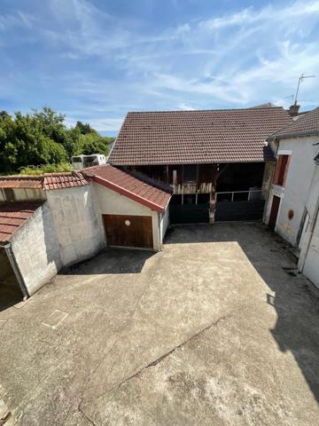 Centre-ville, immeuble 15 lots.