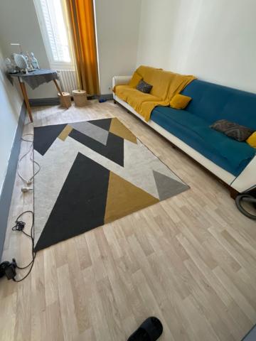 Centre-ville, immeuble 15 lots.