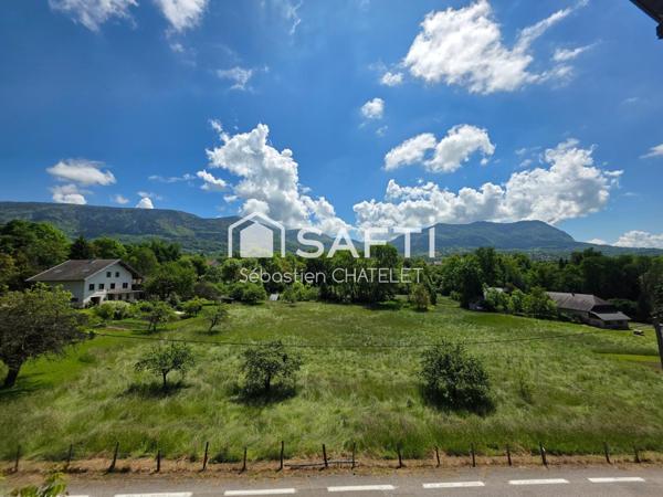 T3 fonctionnel avec jardin et parkings privatifs