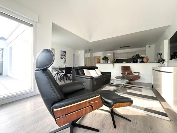 Appartement contemporain à vendre à Arradon - 3 pièces - garage et parking