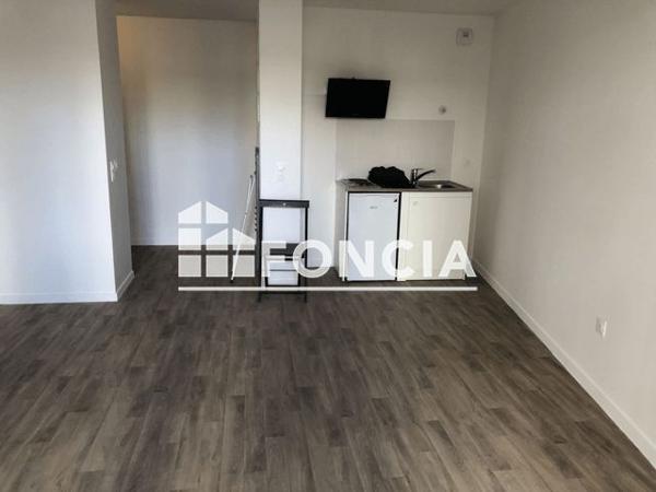 Location Studio 31.82 m² - 22 RUE PASCAL Rosny Sous Bois 93110