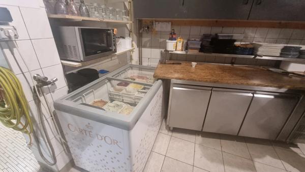Fonds de commerce à vendre GUINGAMP (22), PIZZERIA - RESTAURANT 60 couverts + grande terasse fermée et au calme - CA 250k€