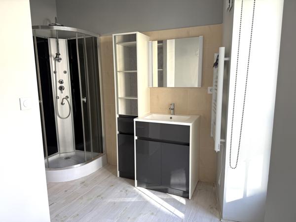 MAISON DE VILLAGE T4 A LOUER