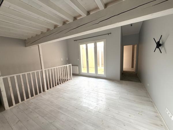 MAISON DE VILLAGE T4 A LOUER
