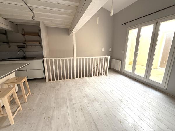 MAISON DE VILLAGE T4 A LOUER