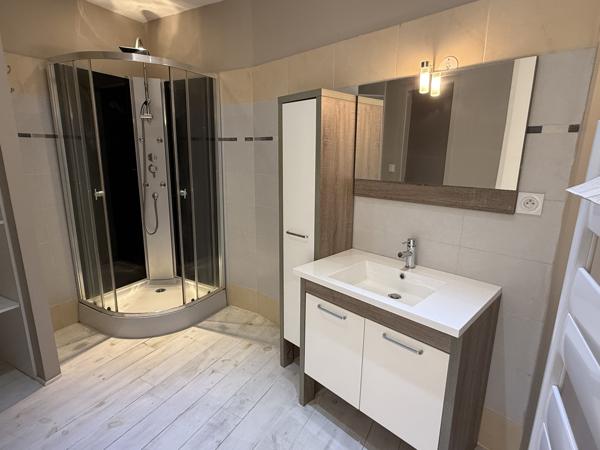 MAISON DE VILLAGE T4 A LOUER