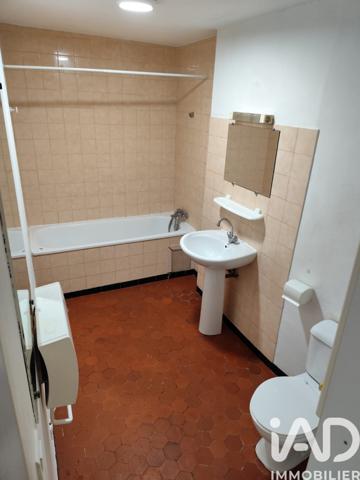 Immeuble à vendre 167 m² Le Luc