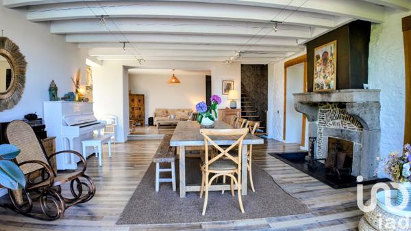 Maison à vendre 8 pièces 270 m² Saint-Chamond