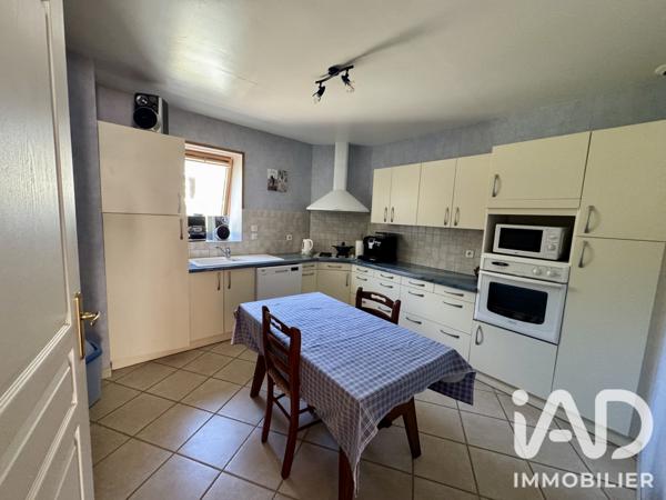 Maison à vendre 5 pièces 228 m² Coutances
