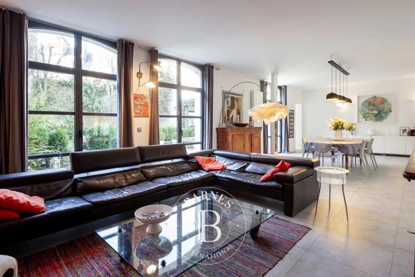 Amiens, Hôtel particulier 5 Chambres -  230 m² à vendre