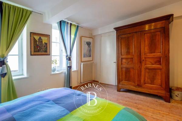 Amiens, Hôtel particulier 5 Chambres -  230 m² à vendre