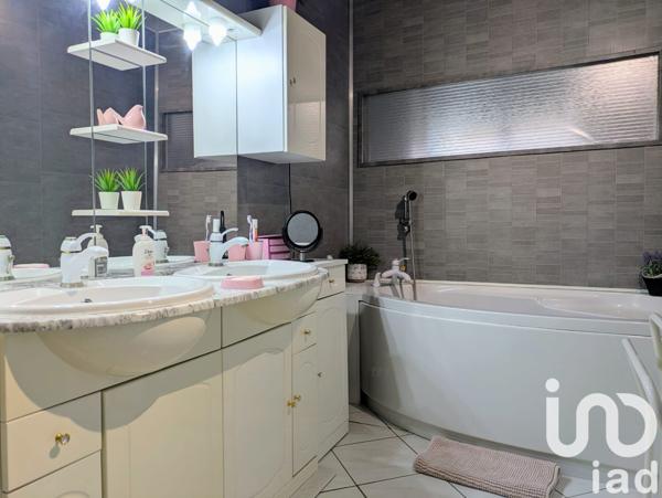 Maison à vendre 5 pièces 113 m² Mons-en-Barœul