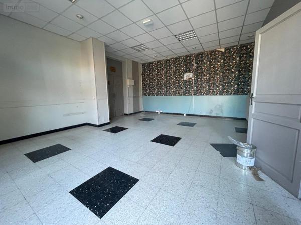 Immeuble à vendre à Abbeville dans la Somme (80100), ref : 80050-794