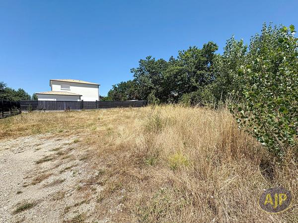 Vente terrain Leognan : 220 000 € - AJP Immobilier Cestas