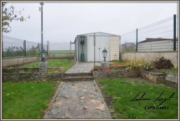 Proche Neuilly-Saint Front 6km- à vendre maison en pierre mitoyenne 15min de VILLERS-COTTERETS - 85m2 - 2 pièces- 1 chambre– grenier – -Terrain 164