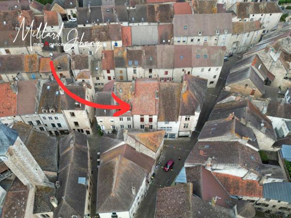 Appartement à SAINT-GENGOUX-LE-NATIONAL, 71460 - 2 pièces 41m²