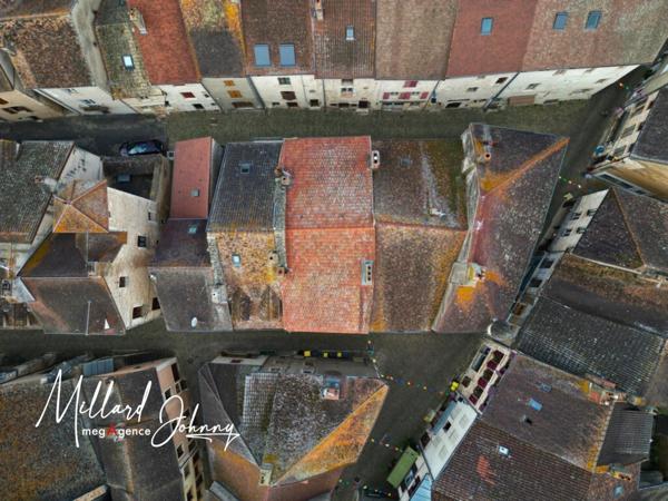 Appartement à SAINT-GENGOUX-LE-NATIONAL, 71460 - 2 pièces 41m²