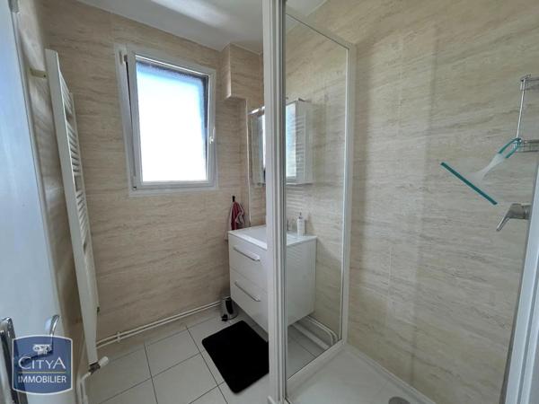Appartement à louer 2 pièces 46m² Maisons-Alfort (94700)