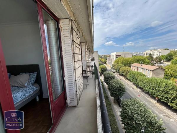 Appartement à louer 2 pièces 46m² Maisons-Alfort (94700)