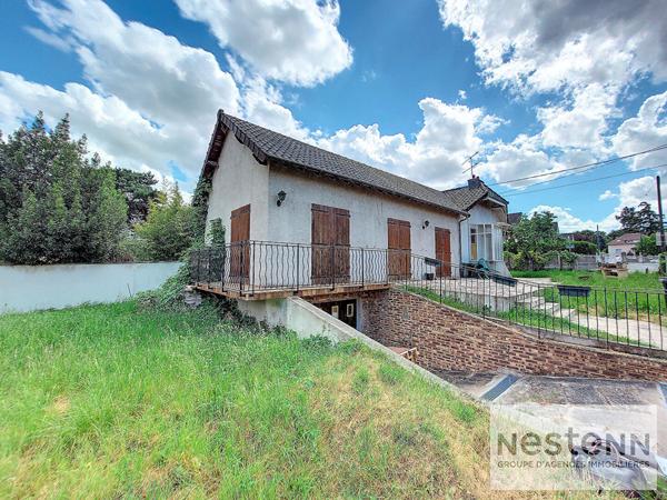 Maison 5 pièces de 111 m² avec dépendance à EAUBONNE centre-ville