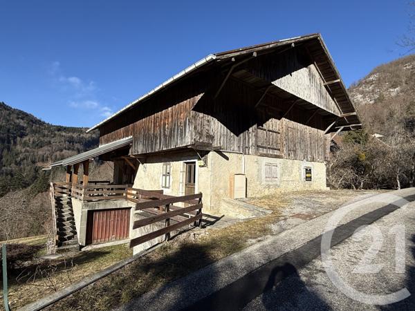 Maison à vendre  2 pièces - 59 m2 ST PIERRE EN FAUCIGNY - 74