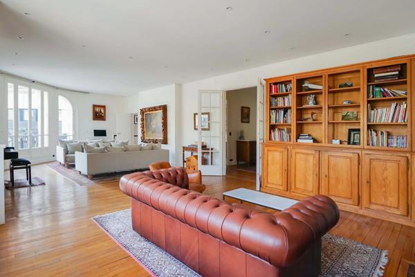 Appartement Paris 15e - AVENUE DE SUFFREN