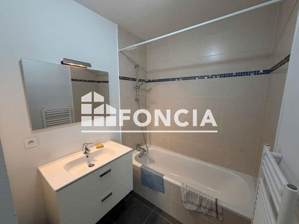 Location Appartement 2 pièces 42.2 m² - Merignac 33700