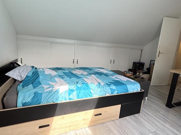 Spacieuse maison 6 pièces avec jardin à proximité du centre-ville