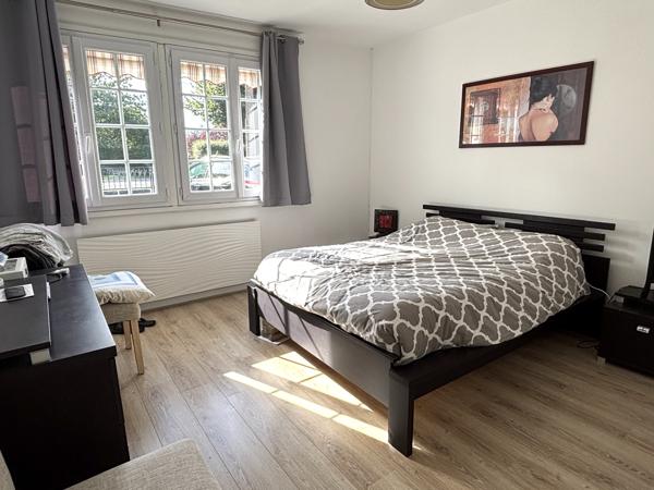 Spacieuse maison 6 pièces avec jardin à proximité du centre-ville